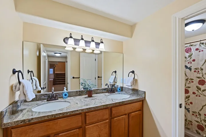 330 W Paradiso Ln, Centerville, Utah 84014