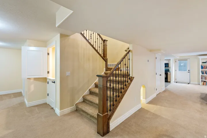 330 W Paradiso Ln, Centerville, Utah 84014