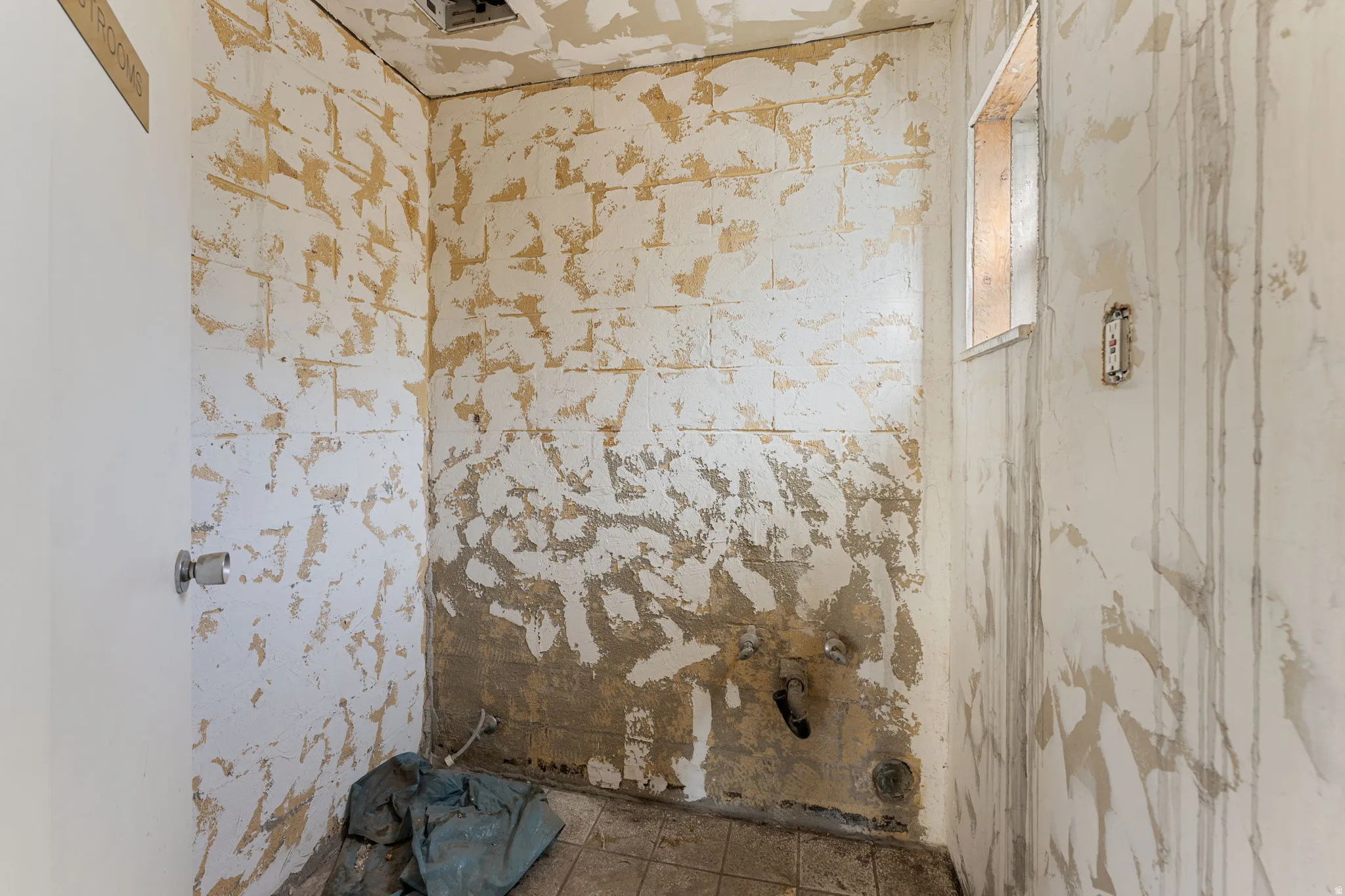 Bathroom featuring tile patterned floors