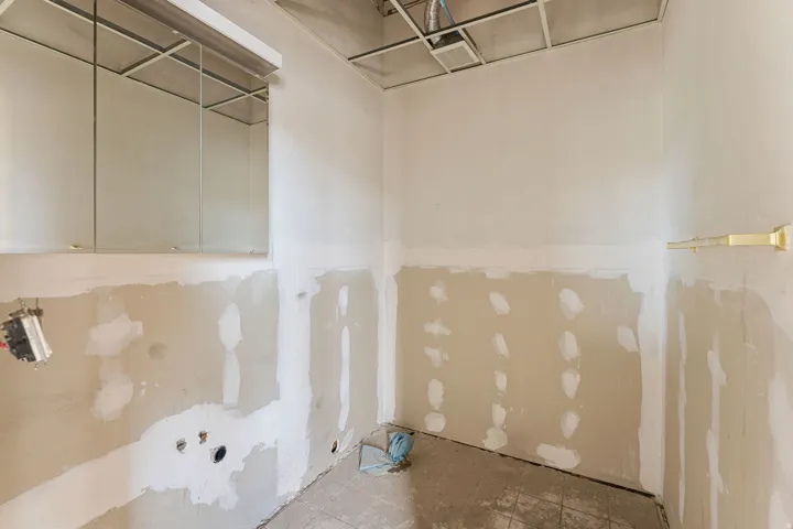 View of full bath