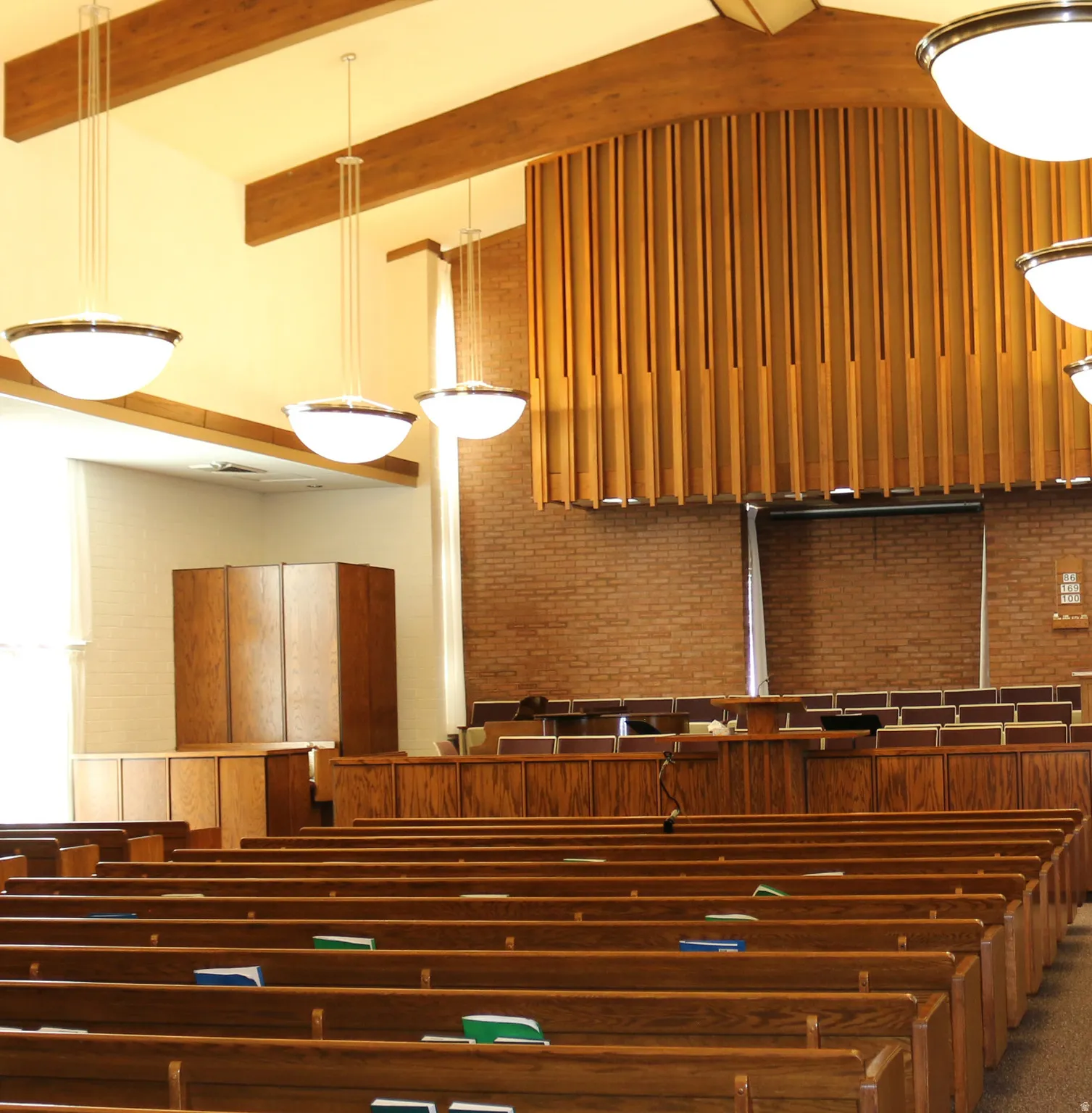 Chapel with raised dais and vaulted ceilings