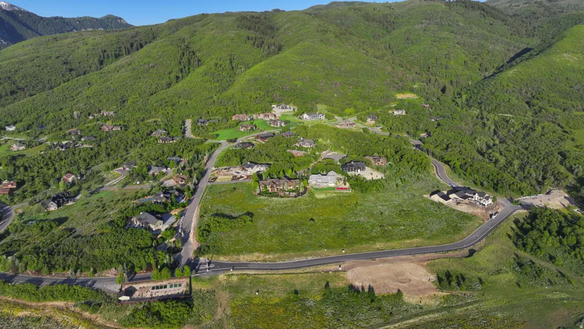 1172 N Valley Dr, Eden, Utah 84310