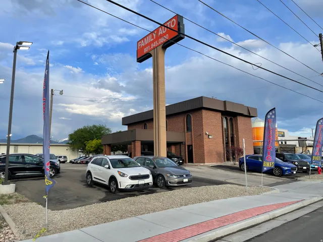 View of commercial location with uncovered parking