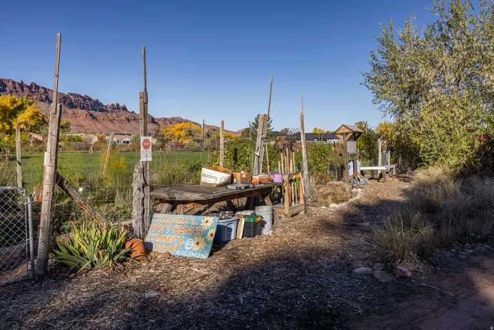 2927 S East Bench Rd, Moab, Utah 84532