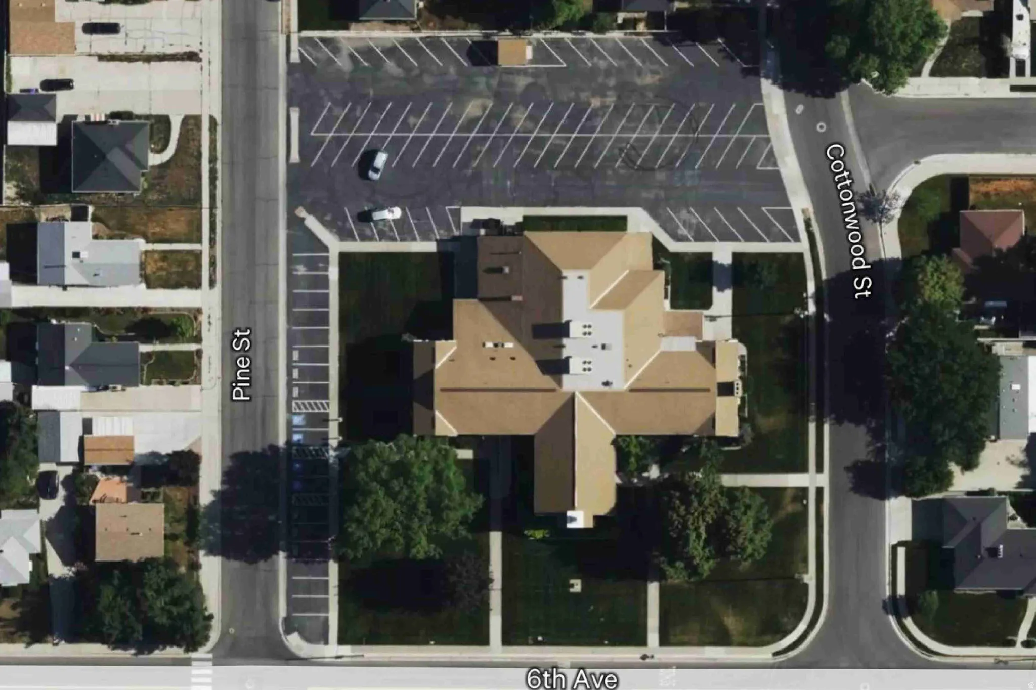 Aerial map of property and surrounding area