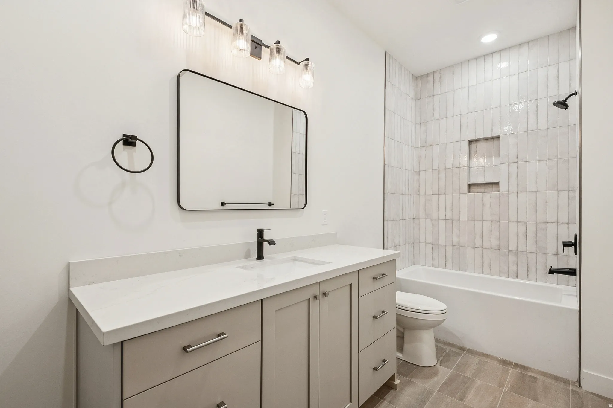 Main level bathroom (#2)