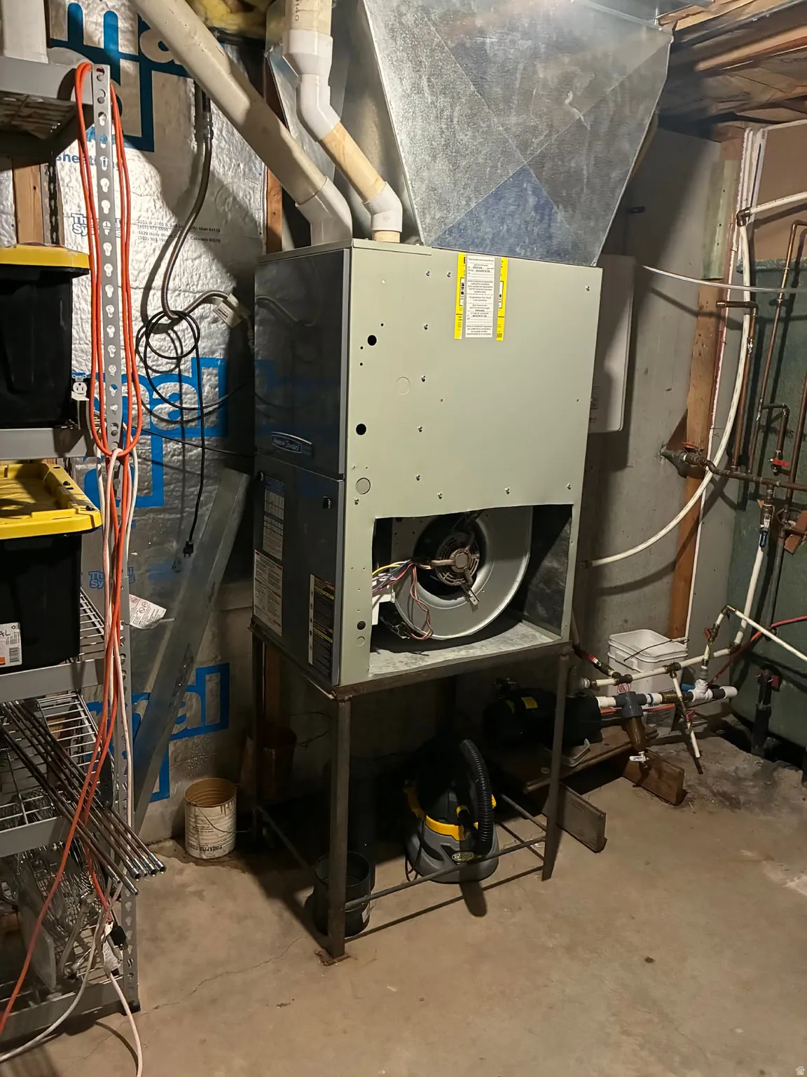 Utilities featuring heating unit