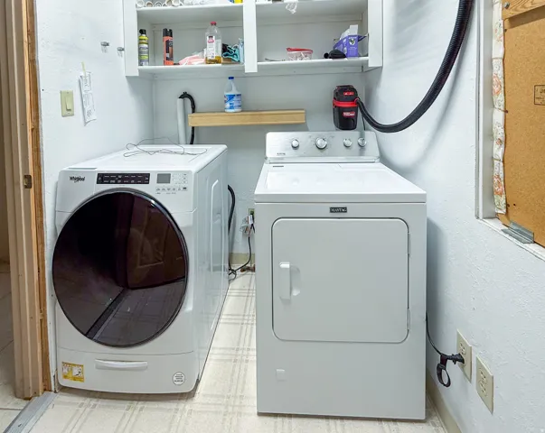 Laundry area with independent washer and dryer