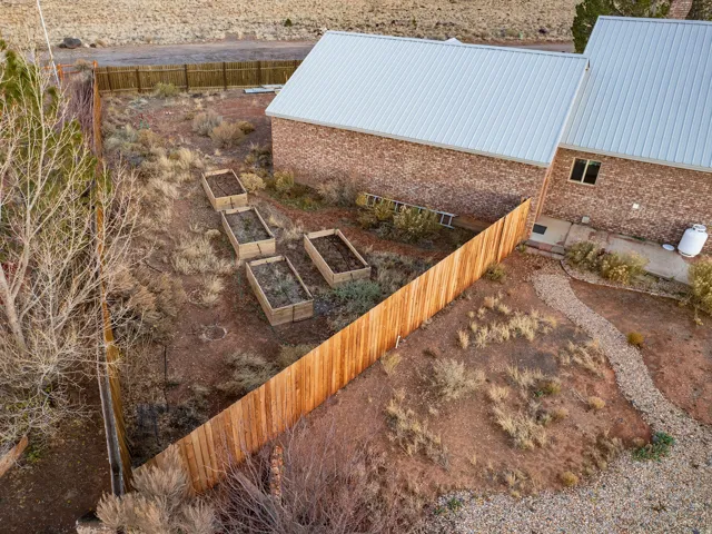 Aerial view of property and surrounding area