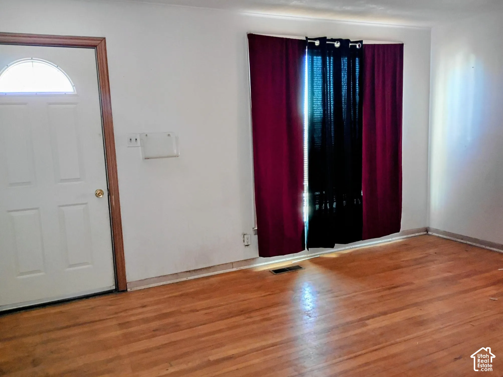 Wood-finish flooring throughout