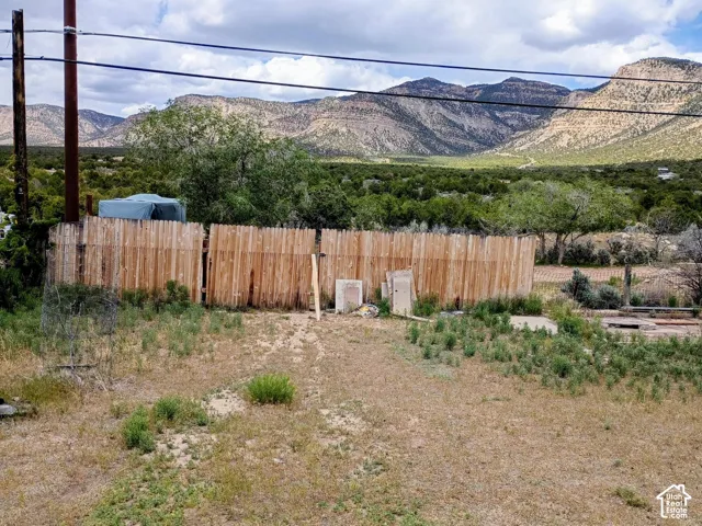 333 Denver Ave, East Carbon, Utah 84520
