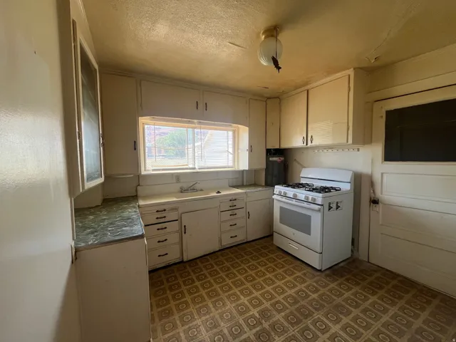 94 E 100 N, Moab, Utah 84532