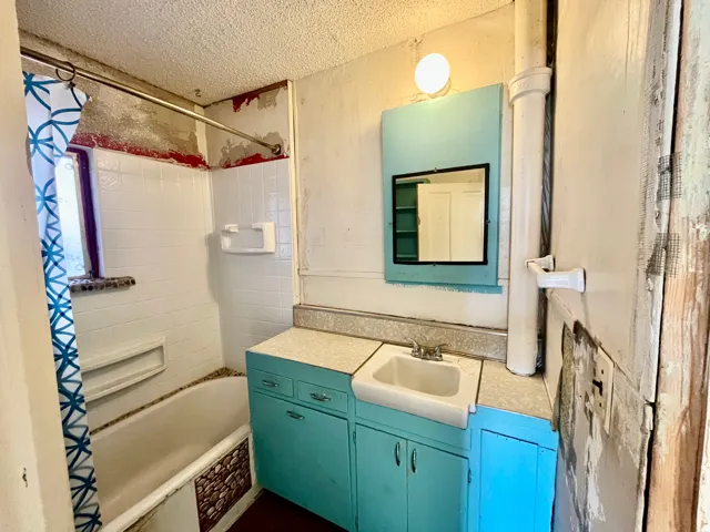 94 E 100 N, Moab, Utah 84532