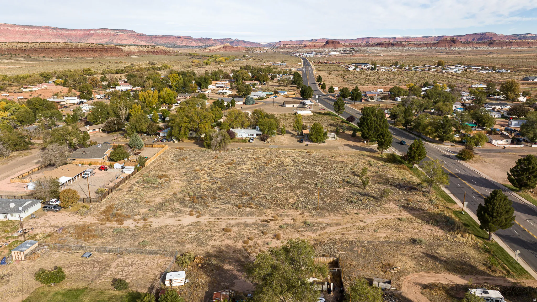 View of property location with rural landscape and mountains