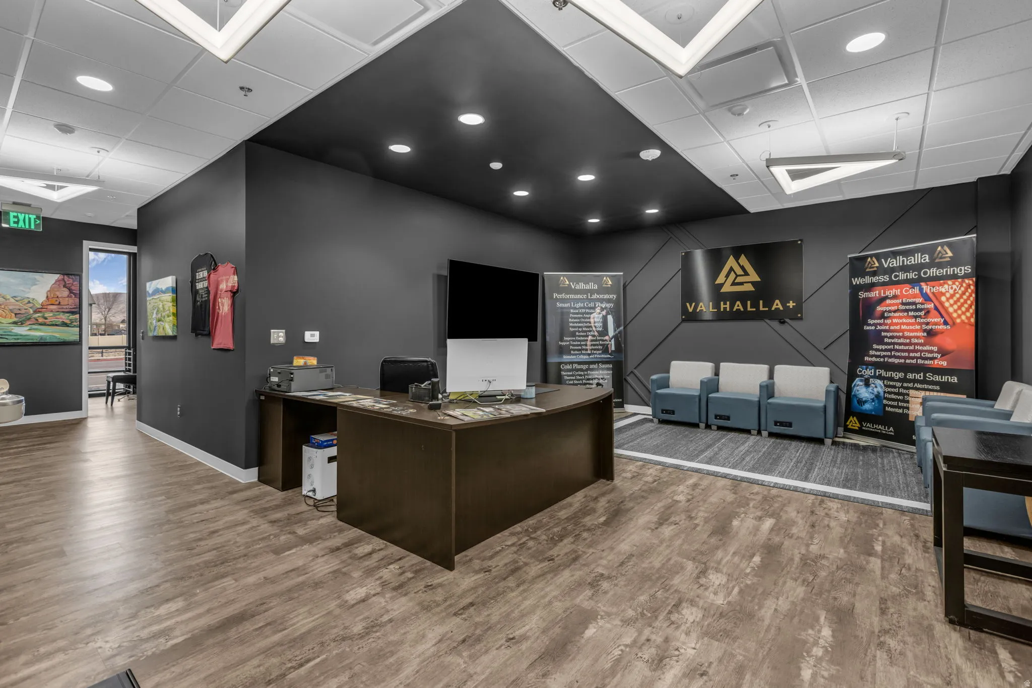 Suite 102 Lobby