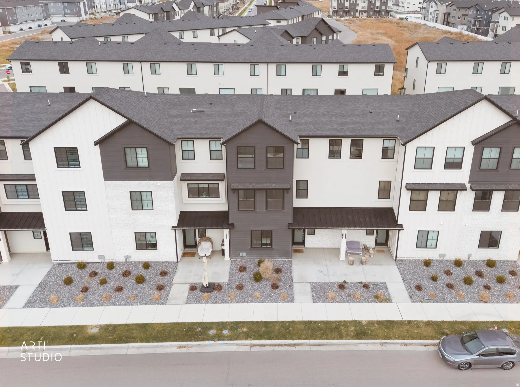 Bird's eye view of apartment complex