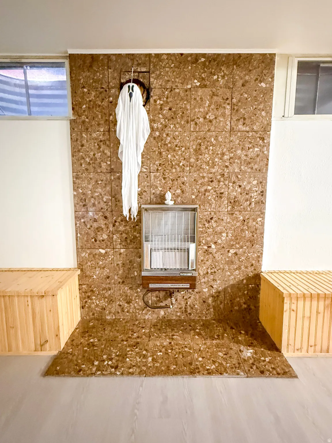 Detailed view of heating unit