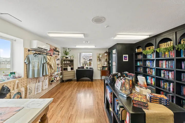 Miscellaneous room with a textured ceiling