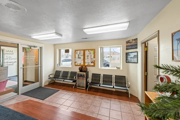 Building lobby with a textured ceiling