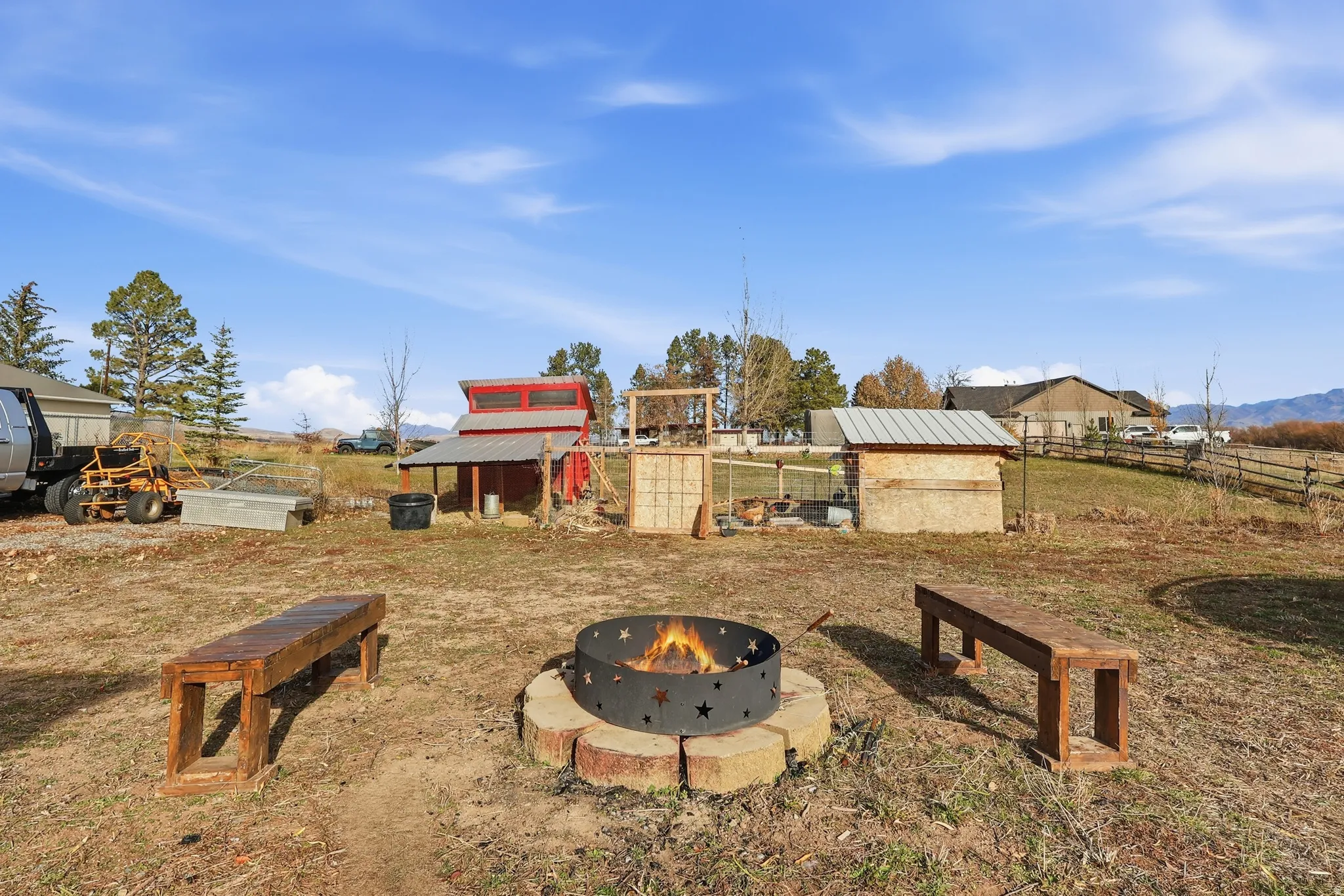 View of yard with exterior structure and an outdoor structure