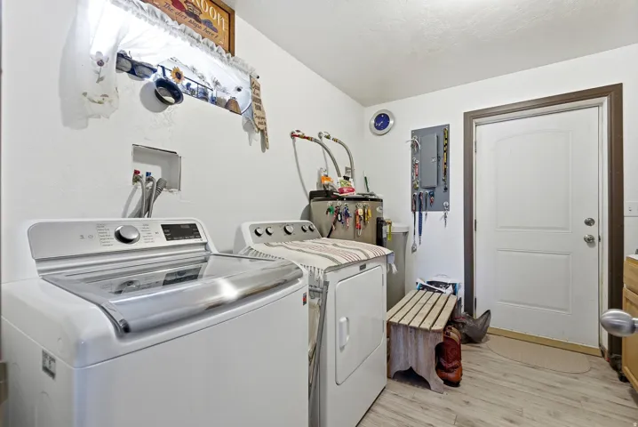 4587 S East Partoun Rd, Partoun, Utah 84083