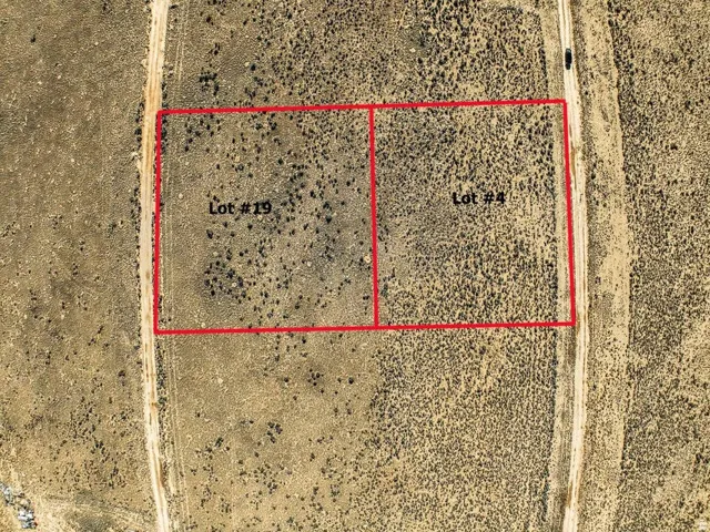 Map / location featuring property parcel outlined