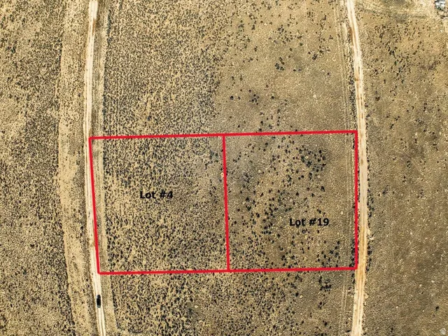 Map / location featuring property parcel outlined