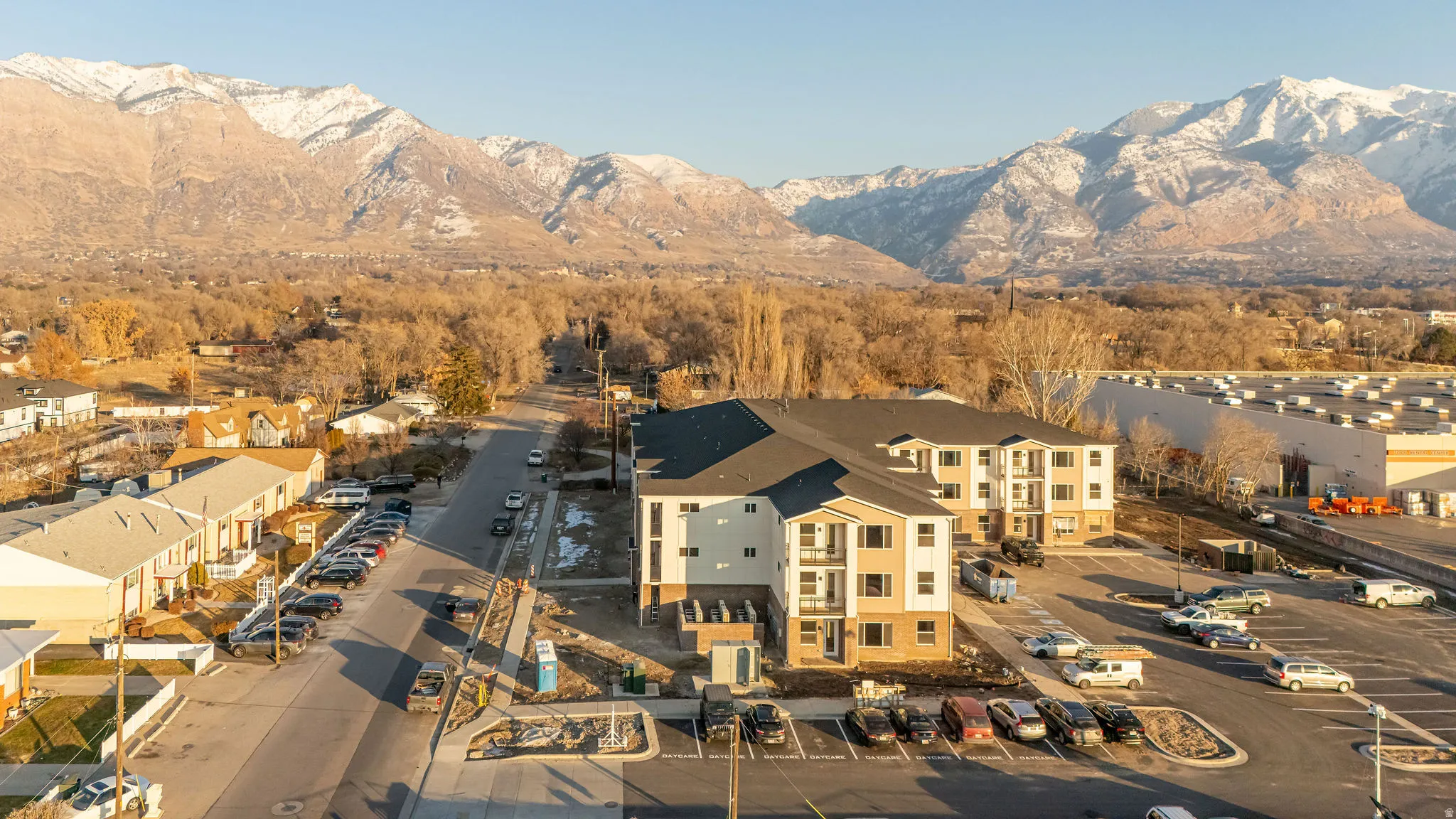 Bird's eye view of a mountainous background