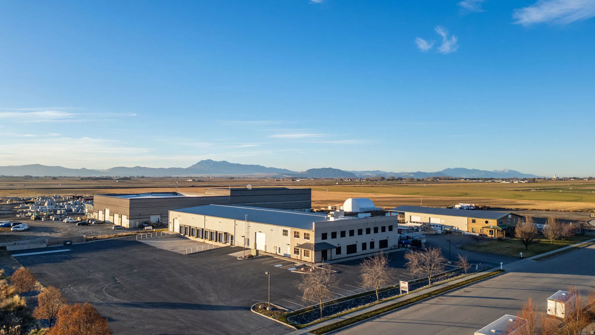 Bird's eye view of a mountain backdrop