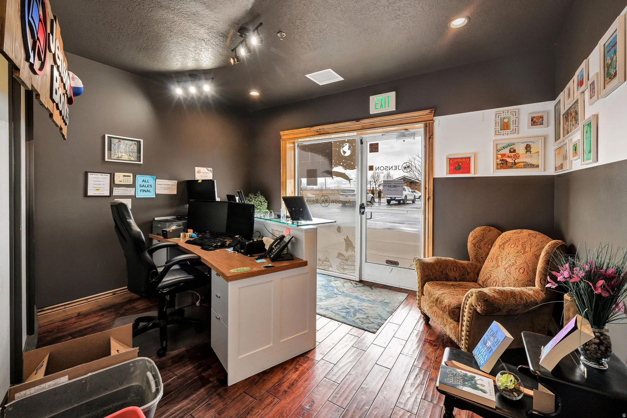Home office with a textured ceiling and recessed lighting