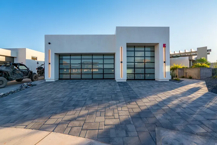 Garage with decorative driveway