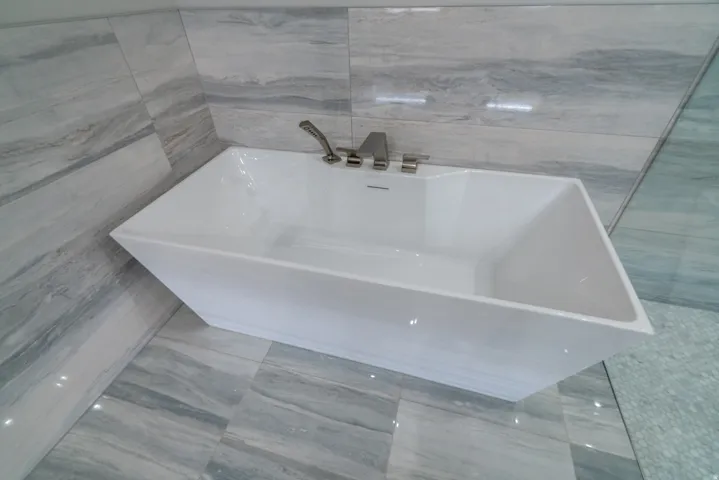 Spare Bath