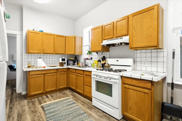 Main Unit Kitchen