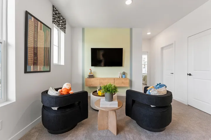 PHOTOS OF MODEL HOME FLOORPLAN, NOT ACTUAL HOME