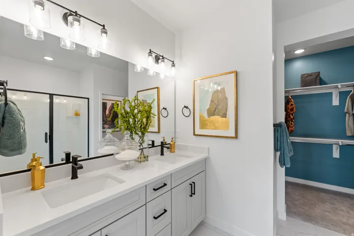 PHOTOS OF MODEL HOME FLOORPLAN, NOT ACTUAL HOME