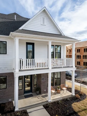 PHOTOS OF MODEL HOME FLOORPLAN, NOT ACTUAL HOME
