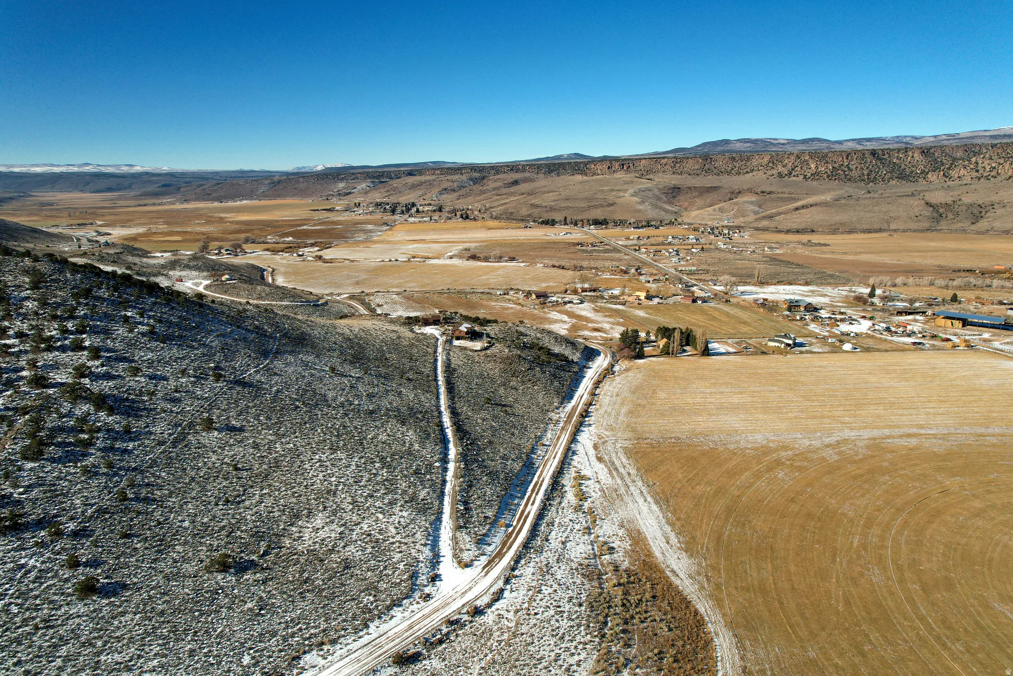 View of property location featuring rural landscape and mountains