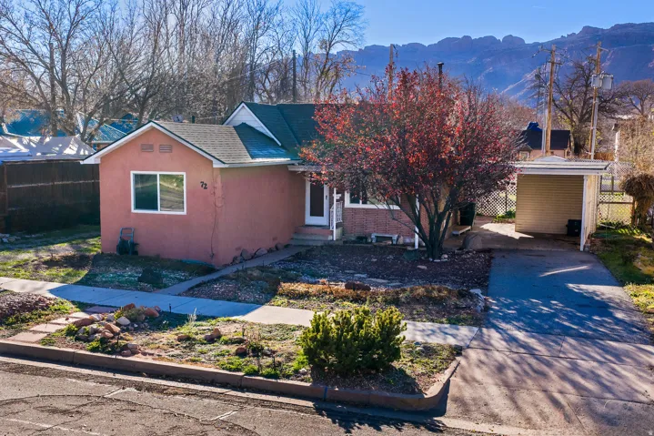 72 E 200 N, Moab, Utah 84532