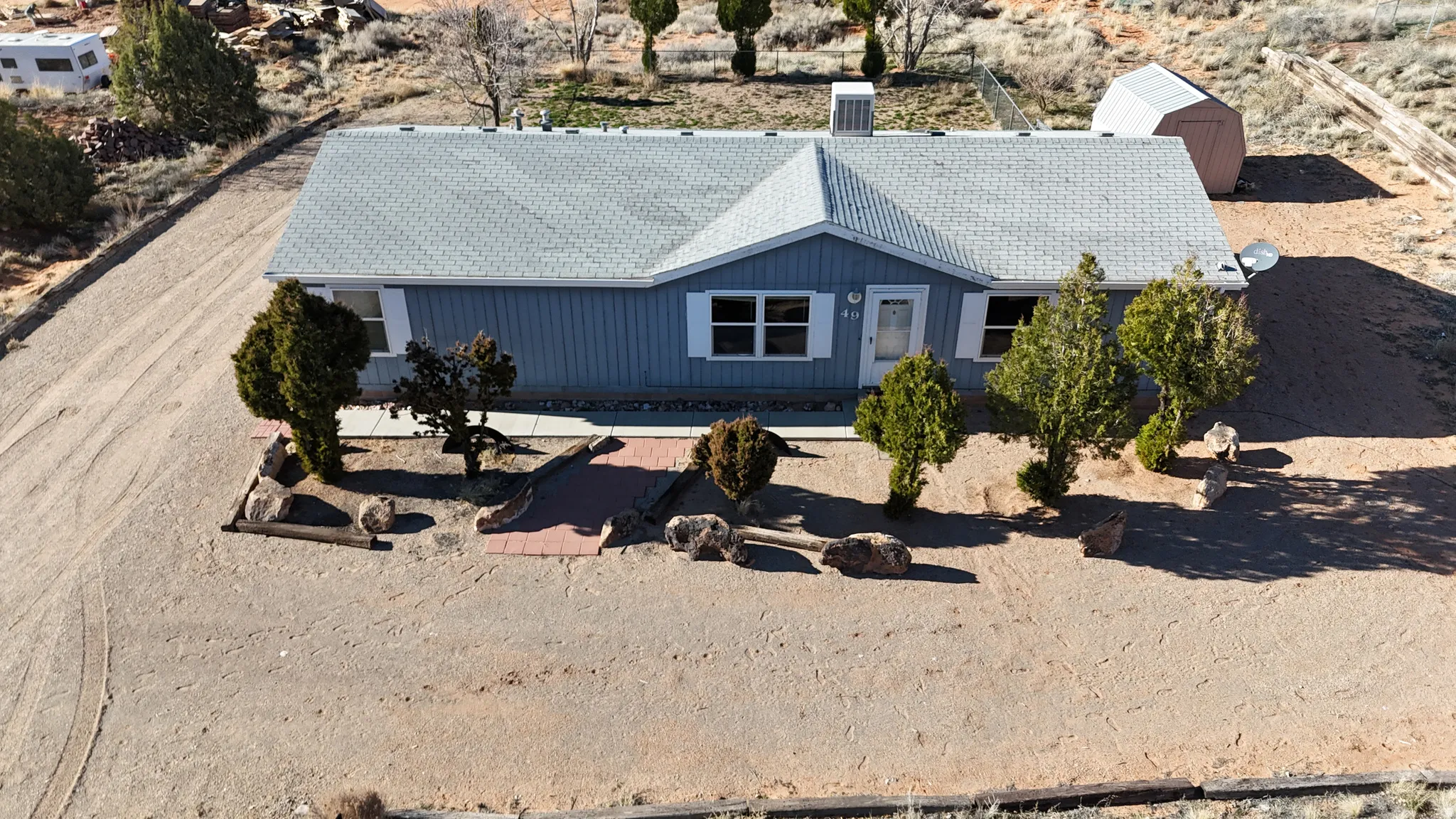 Aerial view of property and surrounding area