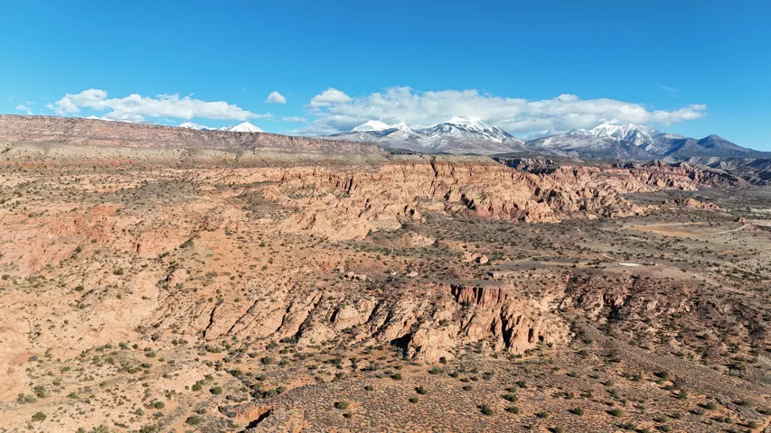 Mountain view featuring a desert landscape