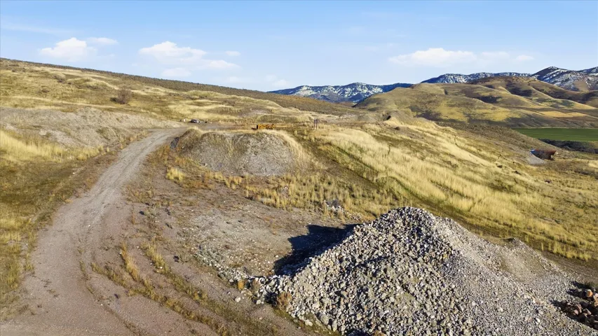 View of mountain backdrop