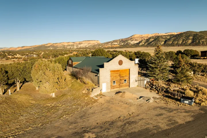 View of outdoor structure featuring a mountain view