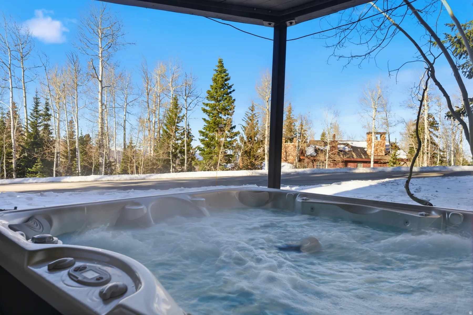 Exterior view of a jacuzzi
