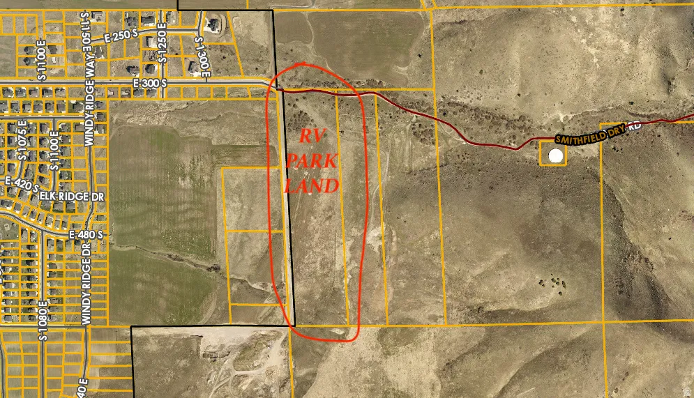 Aerial map of property and surrounding area