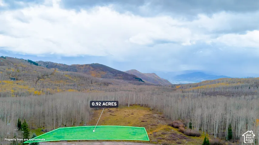 0.92-acre parcel featuring an expansive mountainous backdrop