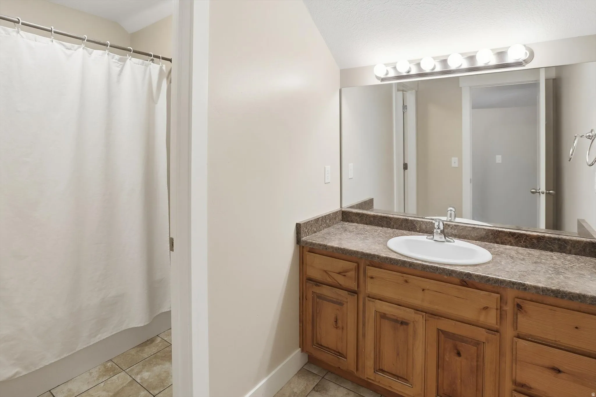 Full bath on second level