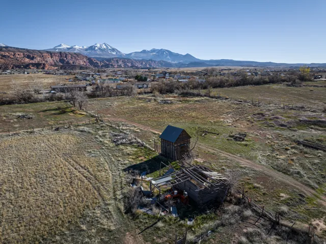 35 Acres West Coronado, Moab, Utah 84532