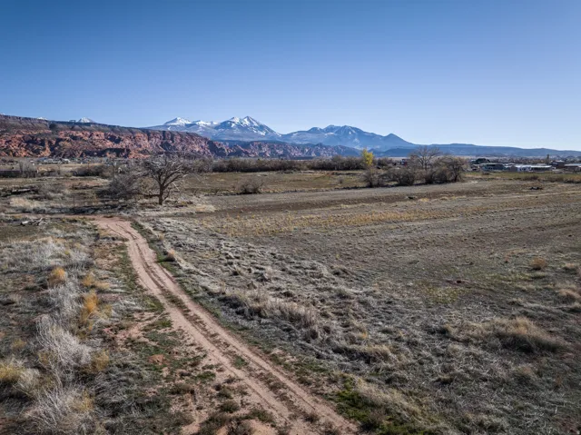 35 Acres West Coronado, Moab, Utah 84532