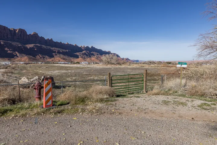 35 Acres West Coronado, Moab, Utah 84532