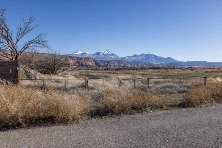 35 Acres West Coronado, Moab, Utah 84532